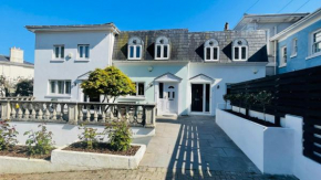 Brompton Gardens - An exclusive Chelsea style mews townhouse, Torquay